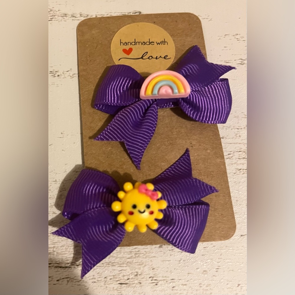 🐞5/$20 or $5 hair clip set